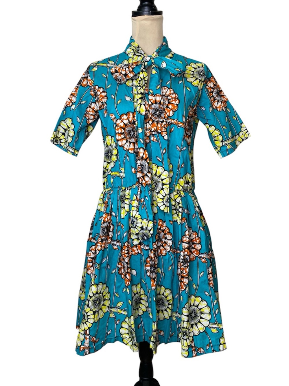 Grass-fields Floral Tie Neck Dress | Retro Mod Print Midi